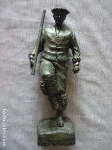 Arte: DANTZARI VASCO PAIS VASCO ESCULTURA EN BRONCE CANO ESCULTOR NUMERADA 54/200 24 X 7 X 10 CM